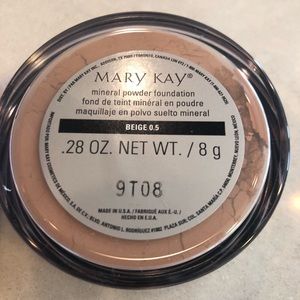 Mary Kay Mineral Powder Foundation